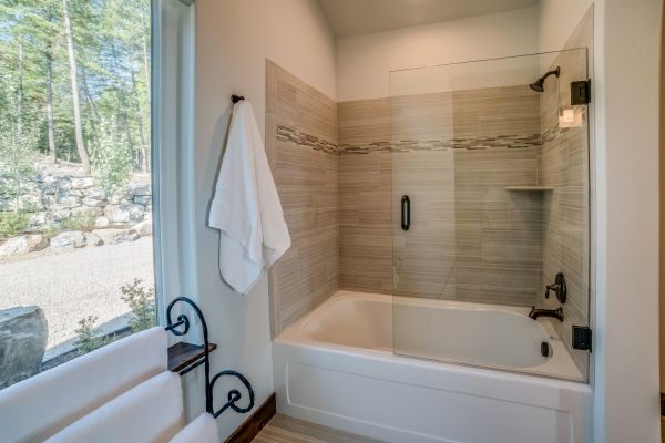 Cost of Tub Conversion Service in Bay City